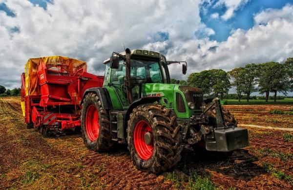 Celostátní soutěž Opravář zemědělských strojů
